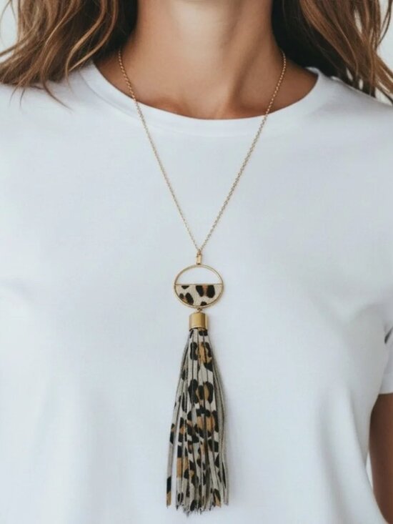 Jewelry - Leopard Print Tassel Pendant Necklace